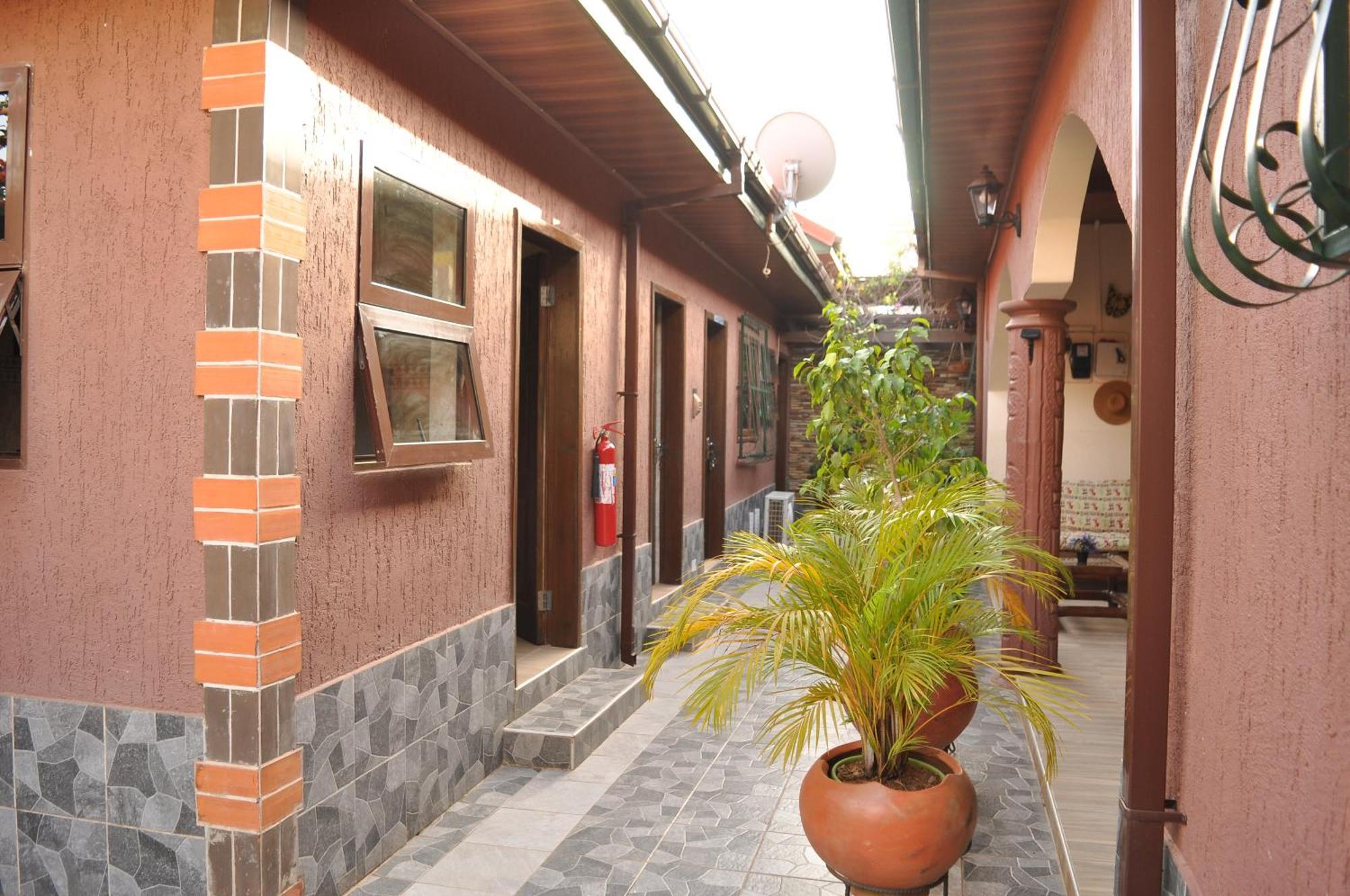 Santa Monica Home Lodge Senchi Exterior foto